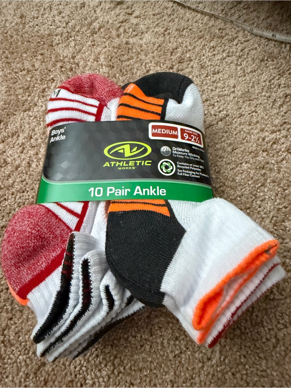 Athletic Works Boys' Moisture Wicking Ankle Socks, 10-Pair Pack Medium, 9-2.5